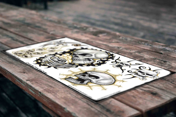 Skulls in Grey & Colour Set